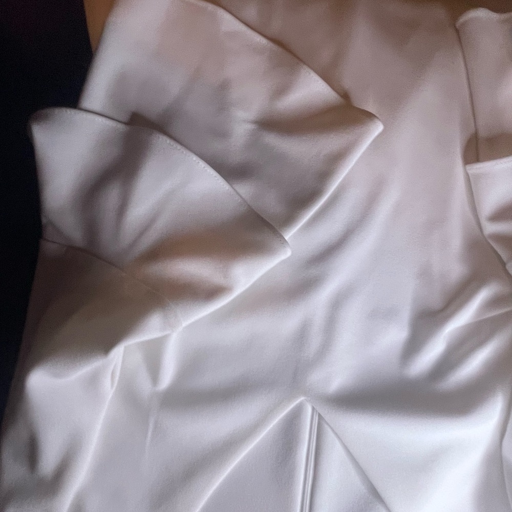 Calvin Klein Off-White V-Neck dress - Picture 5 of 15